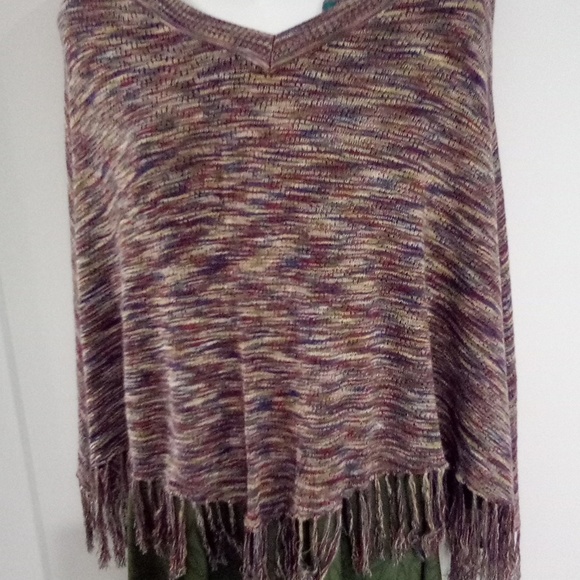 Forever 21 Global Boutique Fringe Bottom Colorful Poncho - Picture 3 of 12